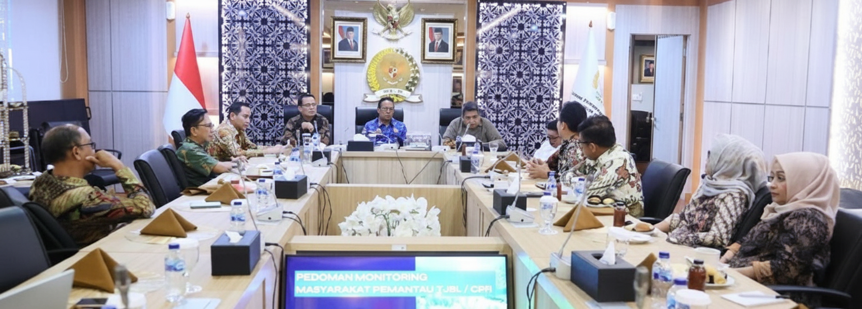 Implementasi CSR di Sektor Bisnis: Contoh dan Dampaknya